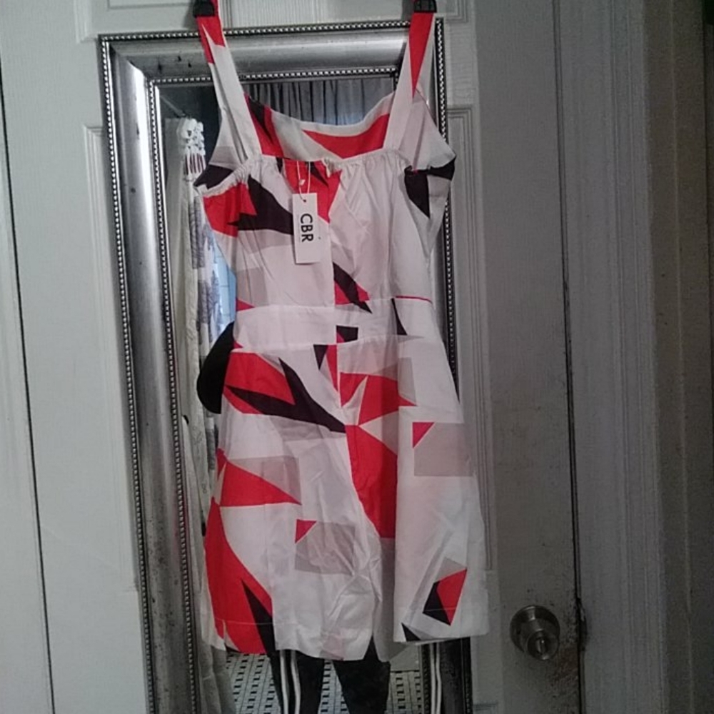 Dress - Picture 4 of 4